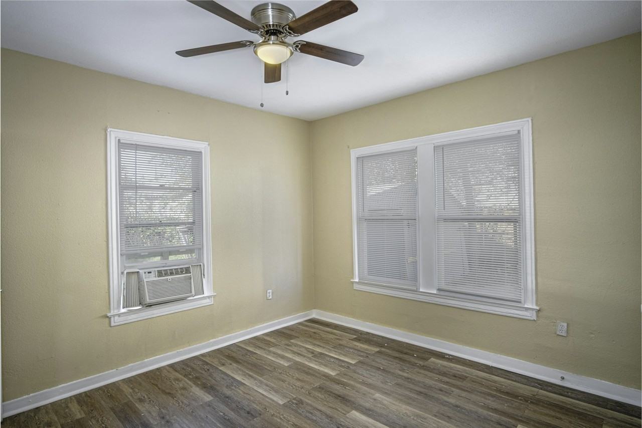 907 Iowa Street, Unit 1 - Photo 3 of 14
