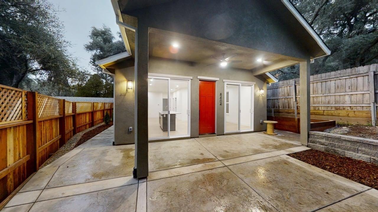 8404 Ascolano Avenue - Photo 6 of 47