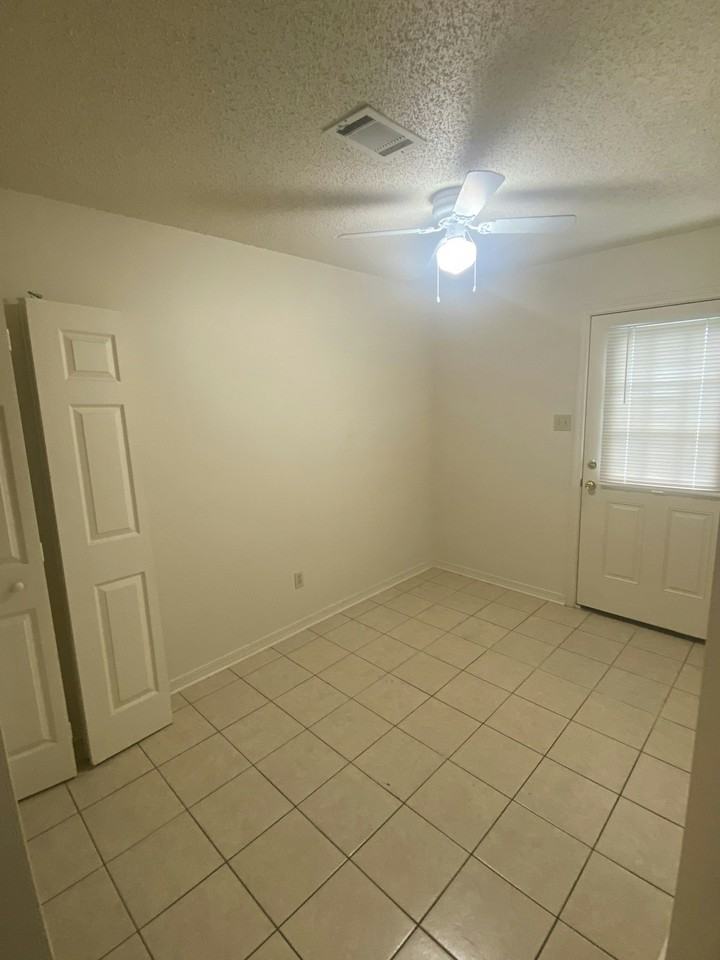 38 South Church Street, Unit A - Photo 5 of 8