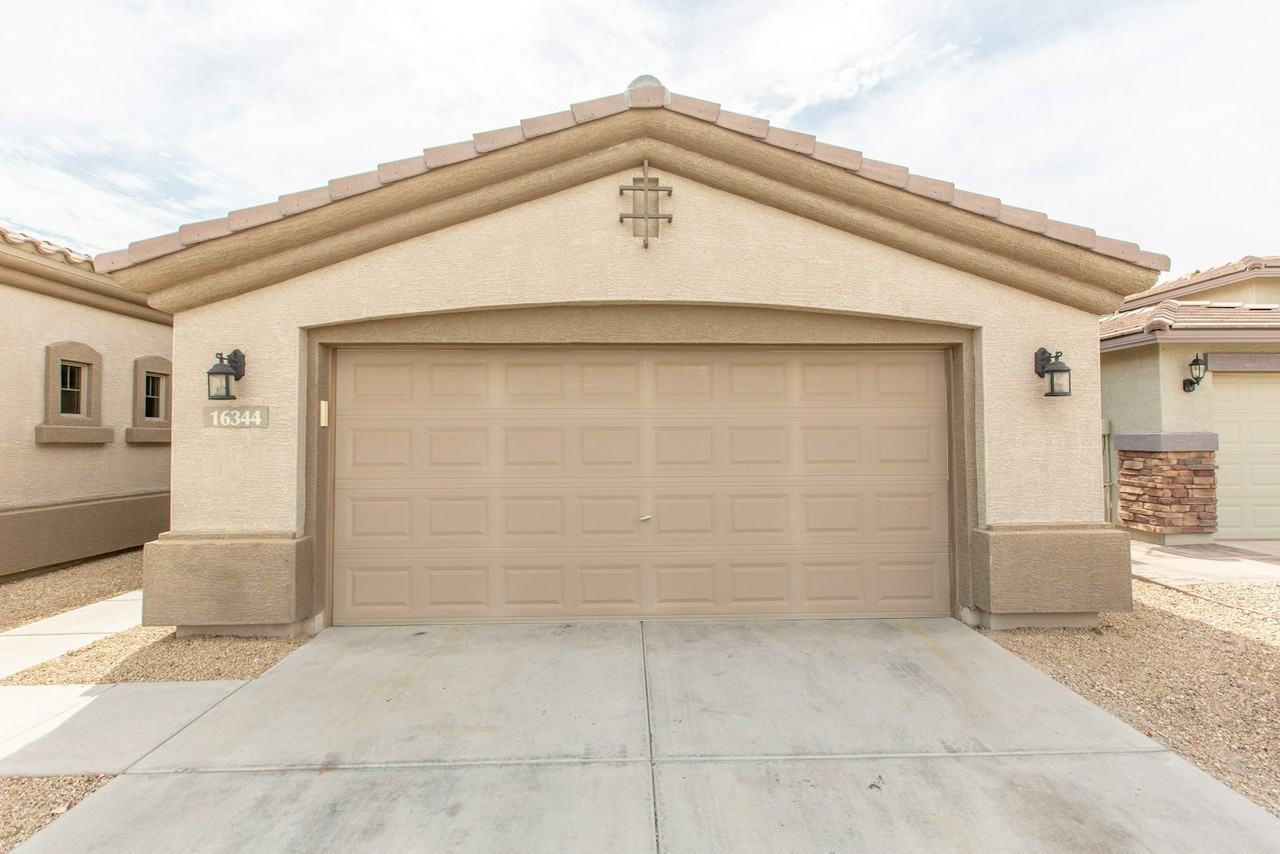16344 North 182nd Lane - Photo 4 of 47