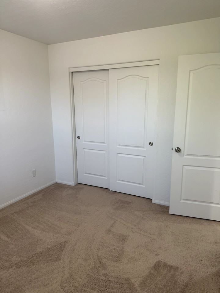 10743 Centerville Bay St #1 - Photo 7 of 20