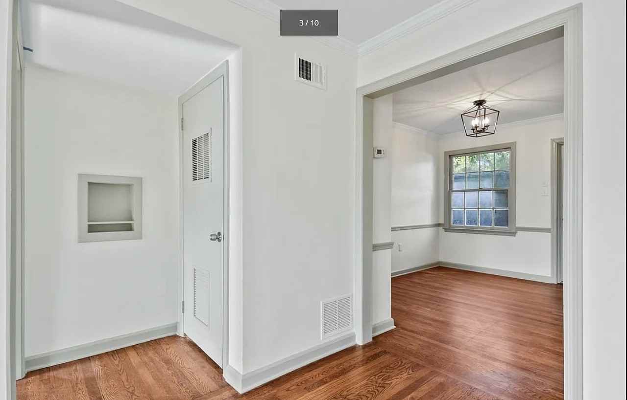 236 East 60th Street, Unit 3 - Photo 5 of 10
