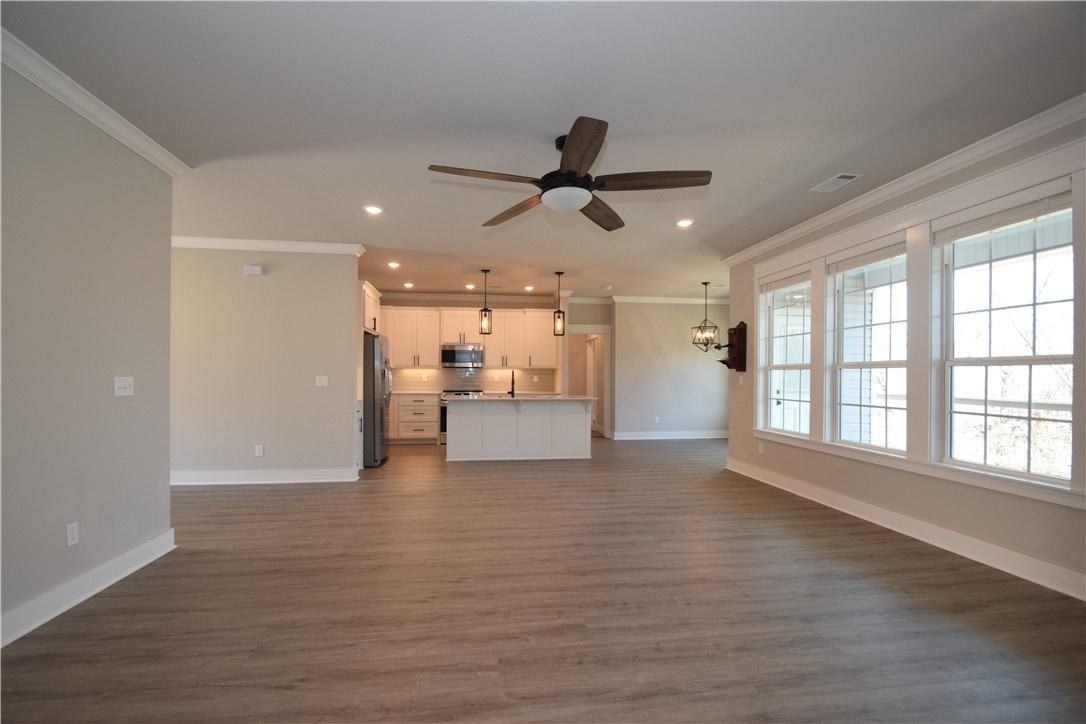 42 Tummell Dr - Photo 3 of 35