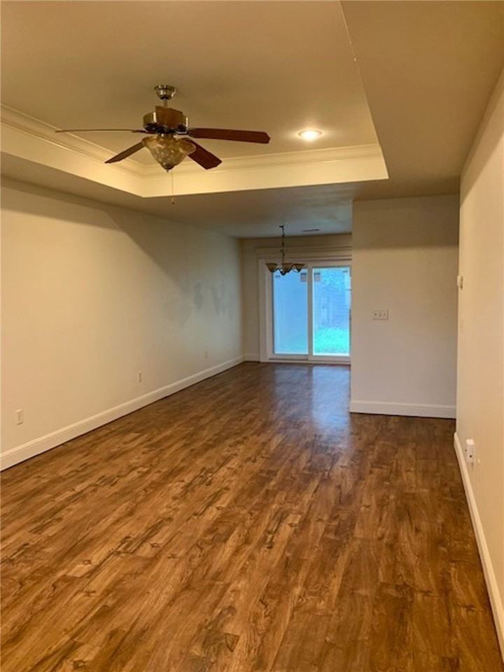 810 Baker St Nw - Photo 5 of 19