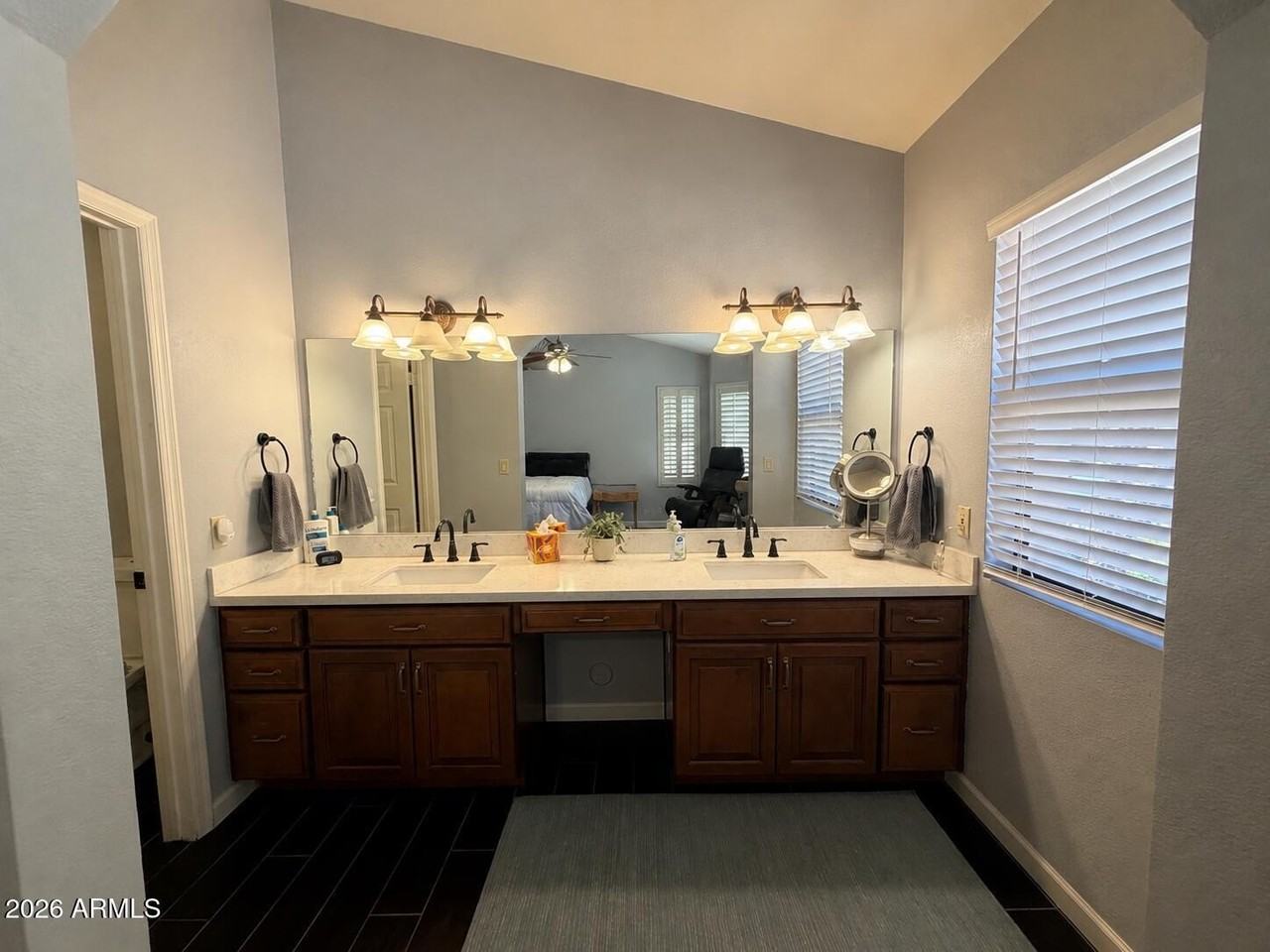 9418 W Tonto Ln - Photo 5 of 15