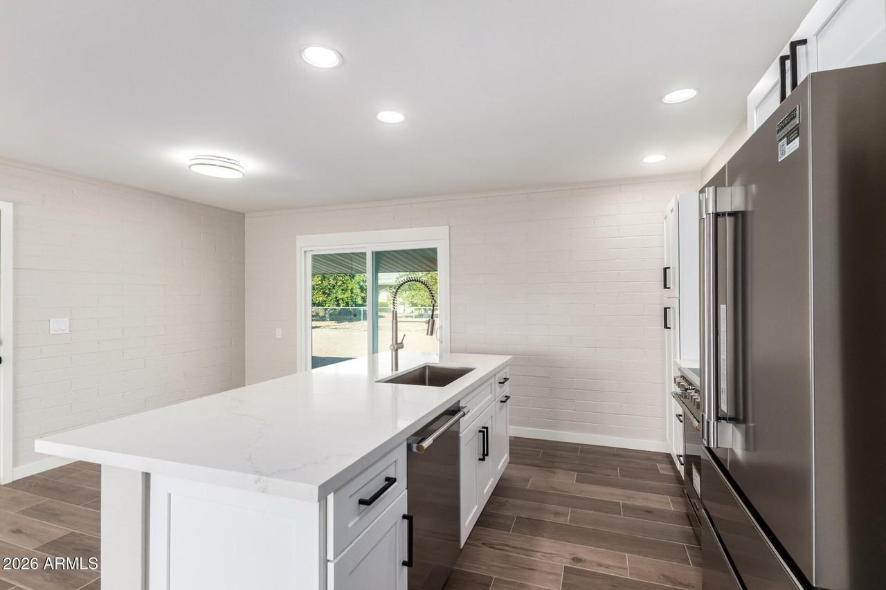 11016 W Sun City Blvd - Photo 3 of 26