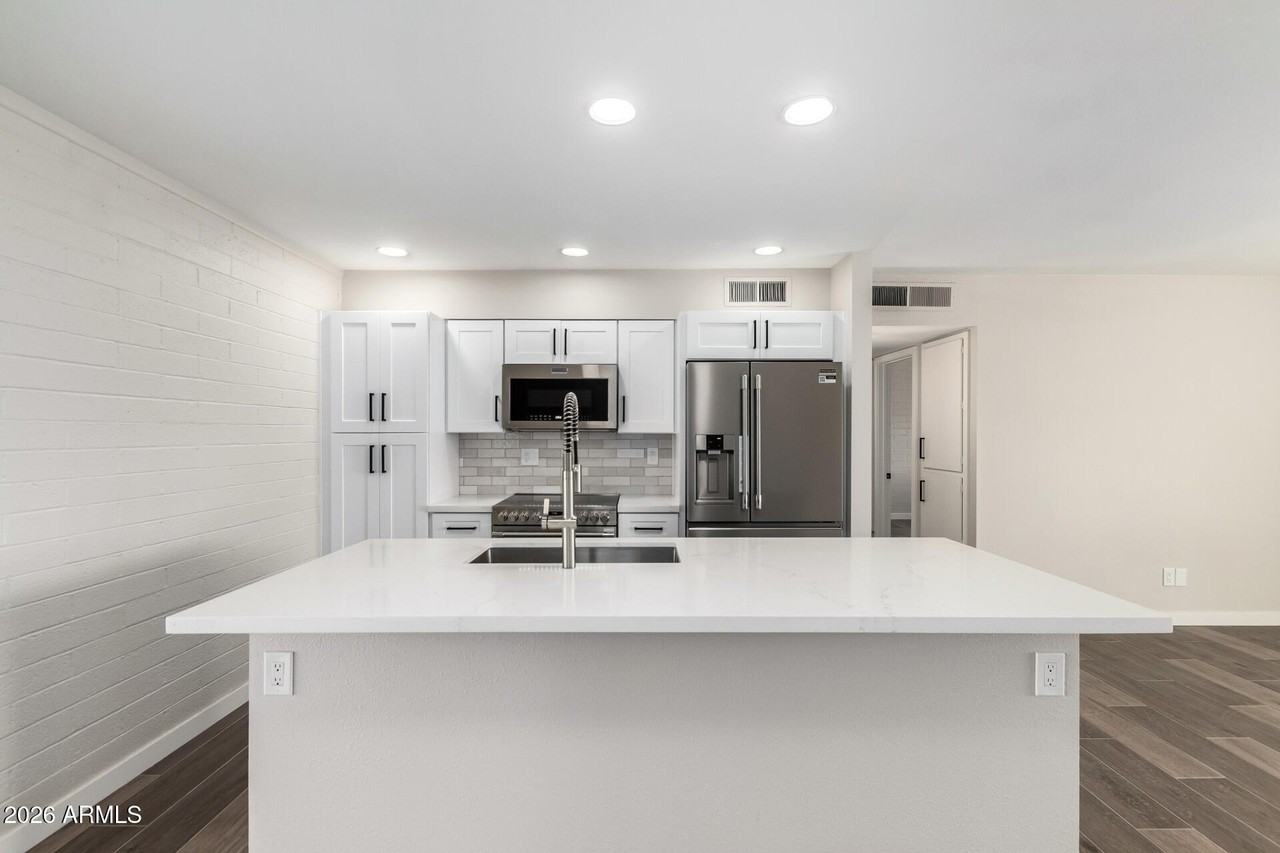 11016 W Sun City Blvd - Photo 4 of 26
