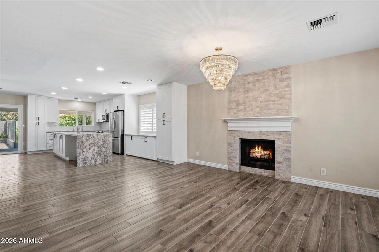 8642 E San Bruno Dr - Photo 4 of 28