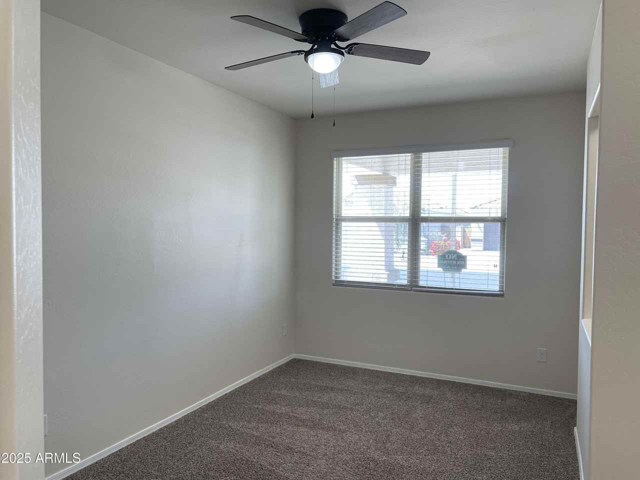 3745 N 298th Ave - Photo 5 of 39