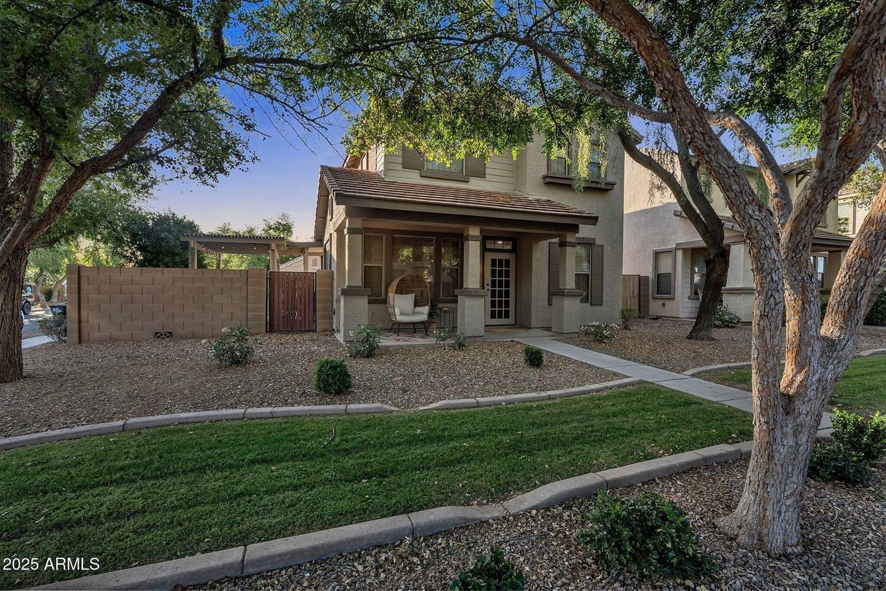 3678 E Yeager Ct - Photo 5 of 46