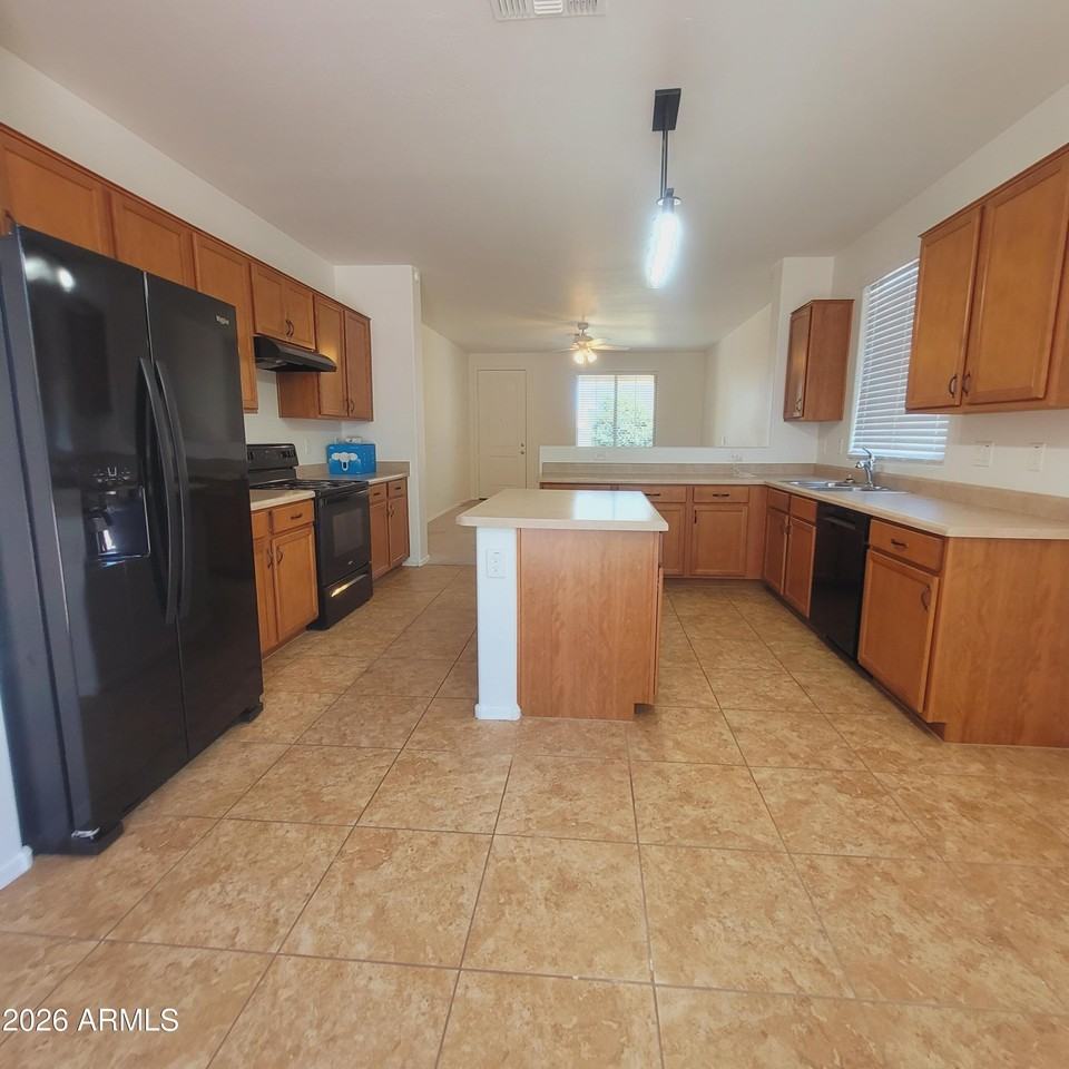 23204 N 175th Ln - Photo 5 of 18