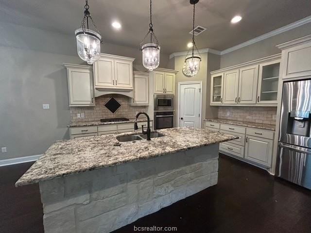15623 Shady Brook Ln - Photo 3 of 26
