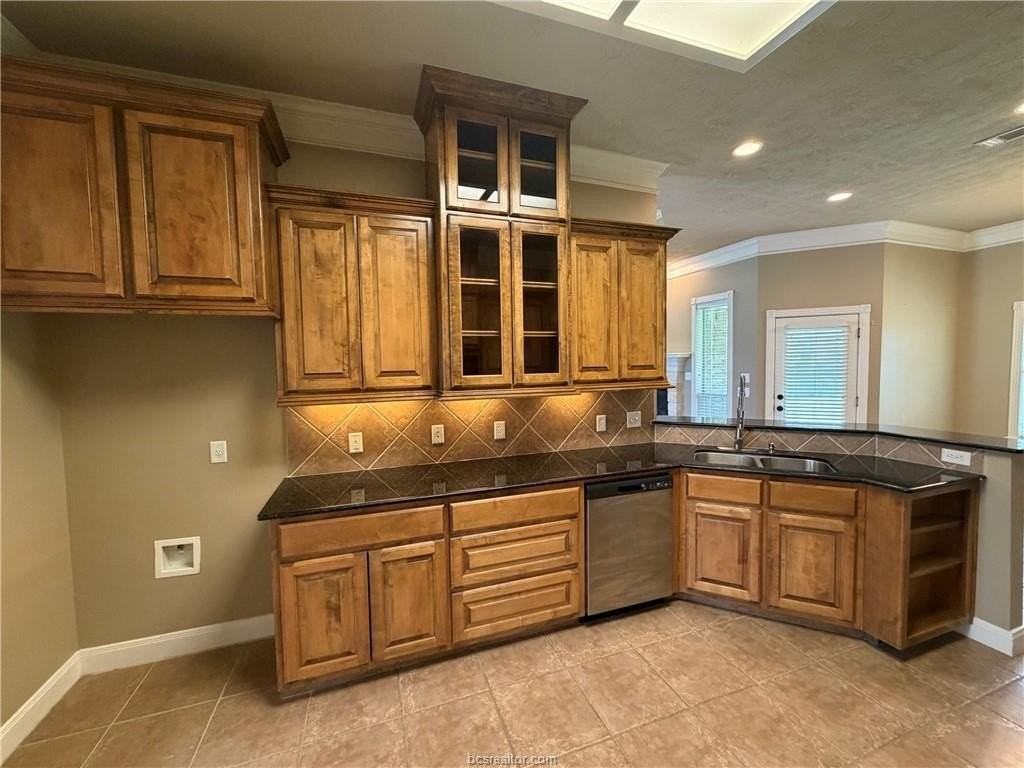 413 Cold Spring Dr - Photo 7 of 27