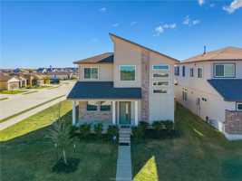 featured image of 714 Granger Ln