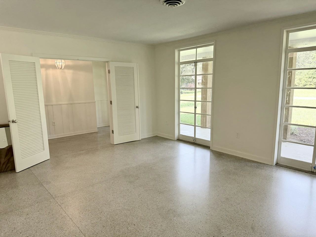 1200 Carter Drive - Photo 4 of 27