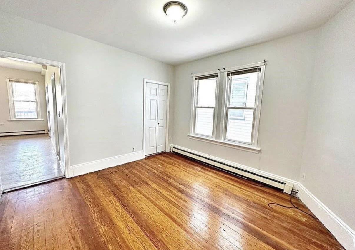110 Everett St #2 - Photo 5 of 11
