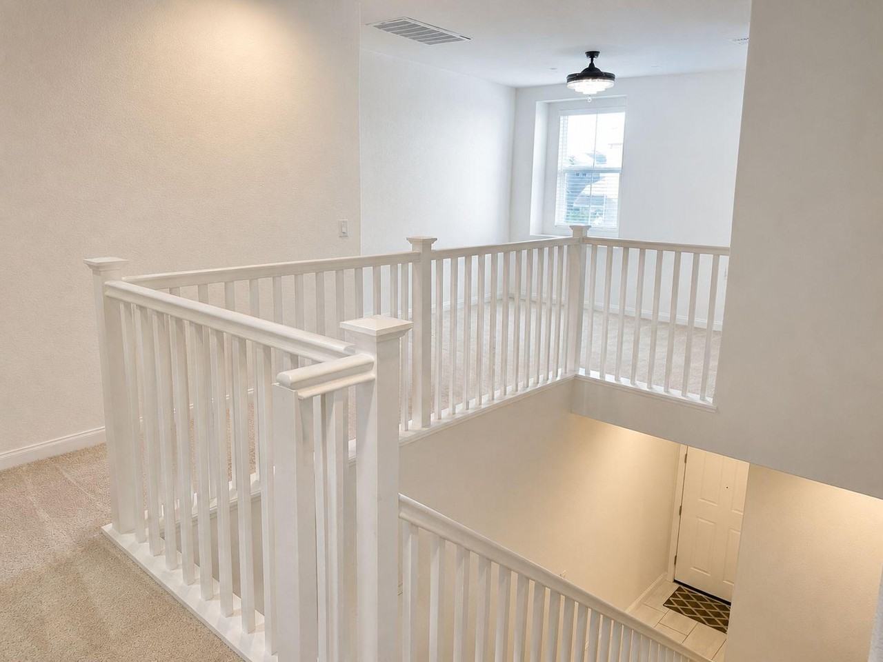 1058 Sagittaria Cir - Photo 5 of 15