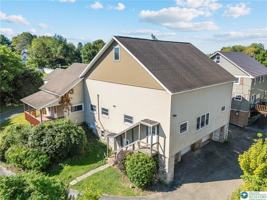 featured image of 6350 Robin Ln