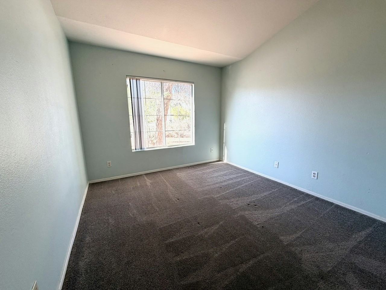 4207 East Juanita Avenue - Photo 4 of 33