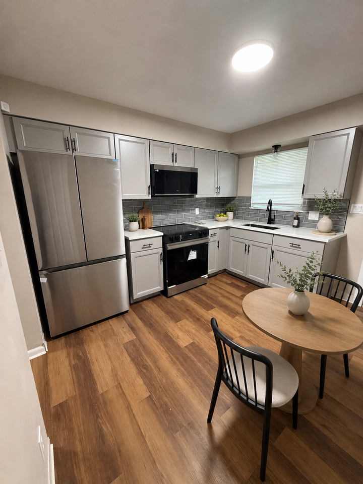 1324 Kent Street, Unit 1324 - Photo 2 of 17
