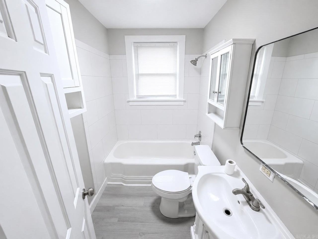 4301 W 17th St - Photo 5 of 6