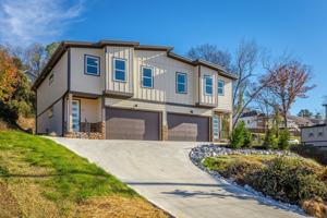 featured image of 646 Ladd Ave