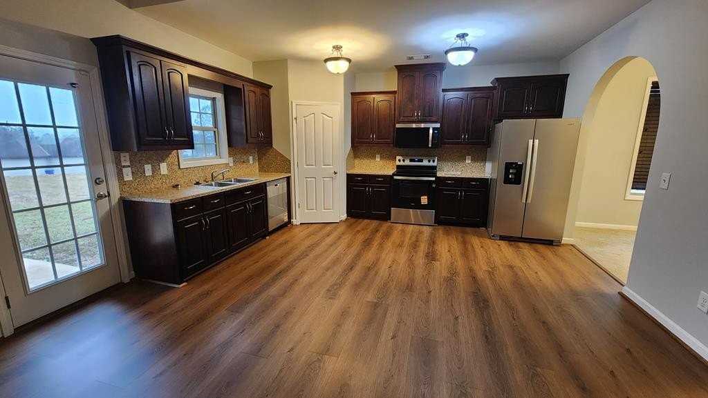4525 Village Ct - Photo 7 of 48
