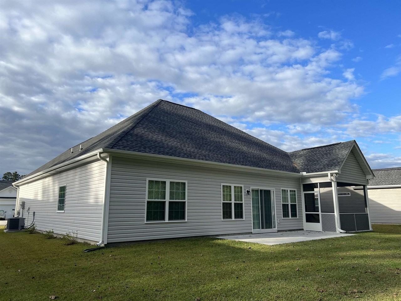 504 Whiddy Loop - Photo 2 of 19