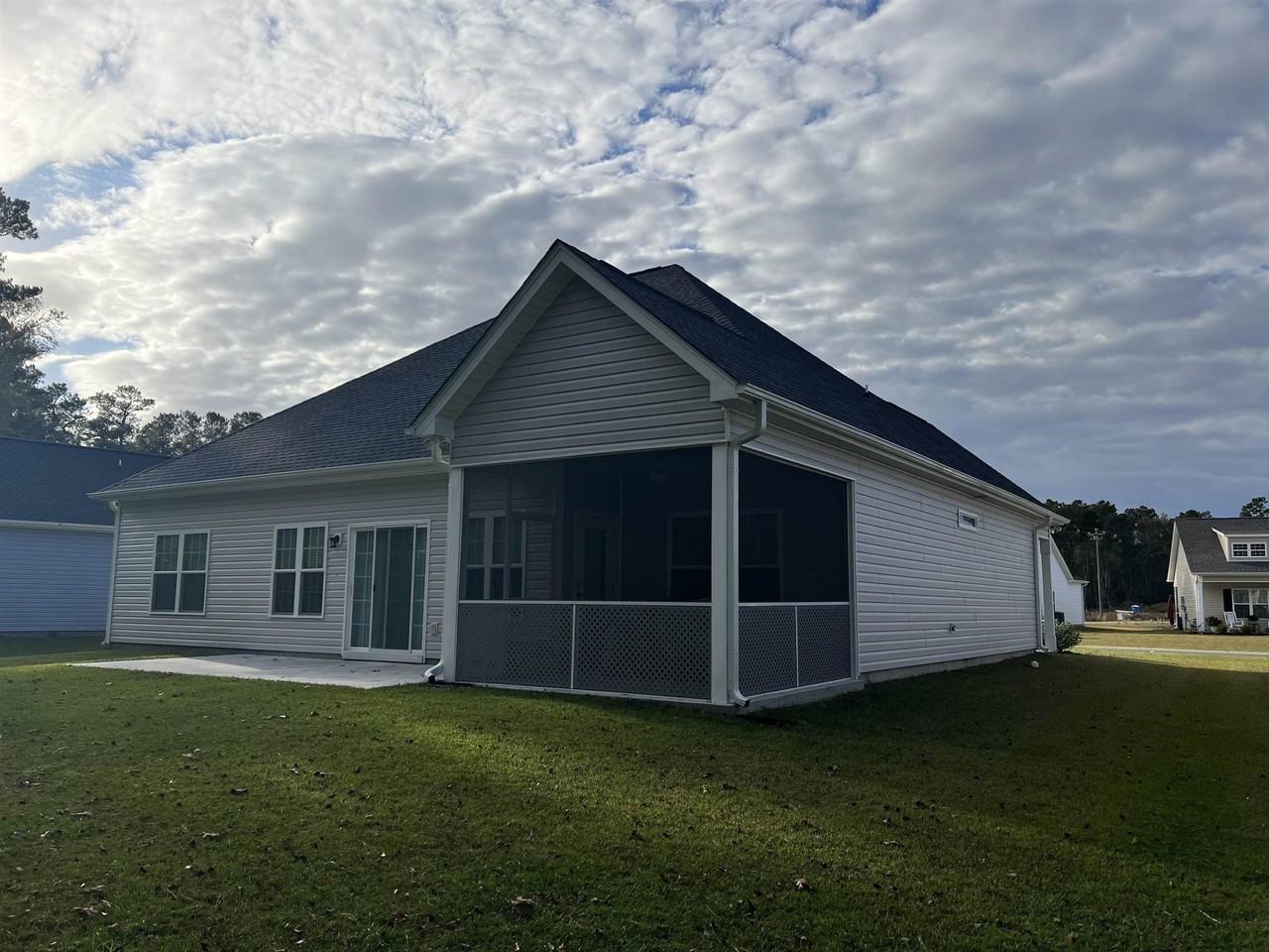 504 Whiddy Loop - Photo 3 of 19