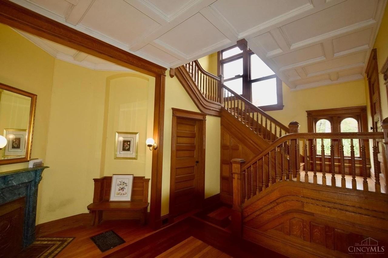 2431 Ingleside Ave #3 - Photo 3 of 16