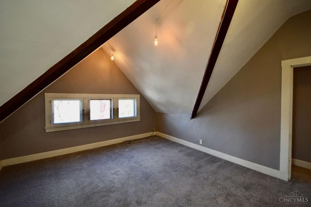 2431 Ingleside Ave #3 - Photo 4 of 16