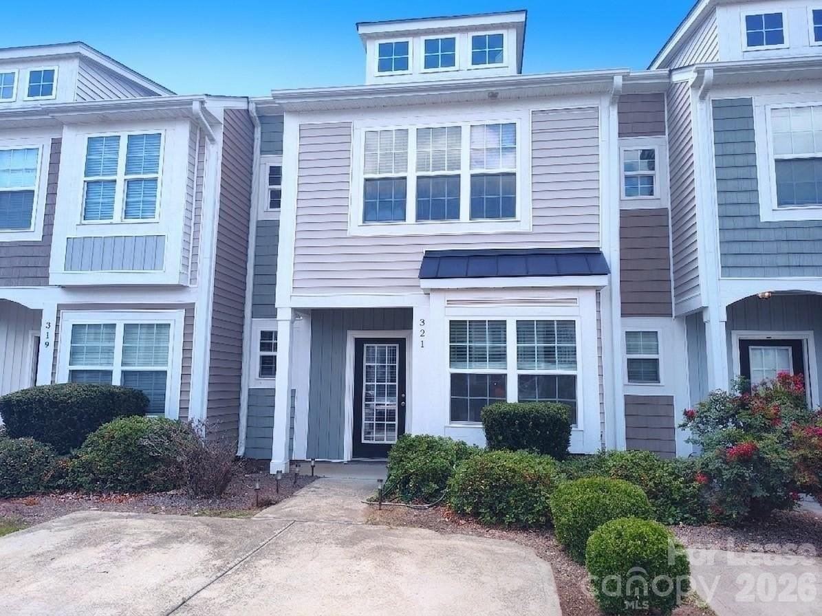 321 Halton Crossing Dr Sw