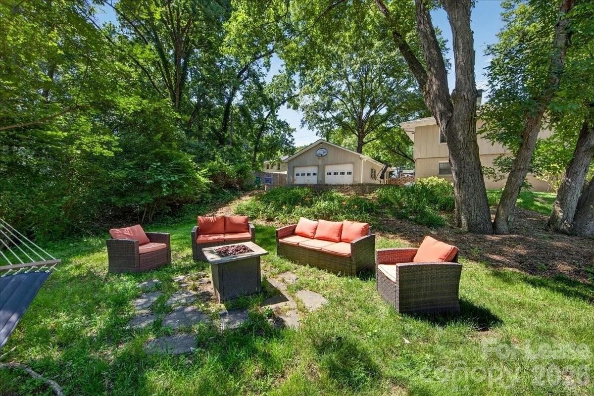 5451 Addison Dr - Photo 3 of 29