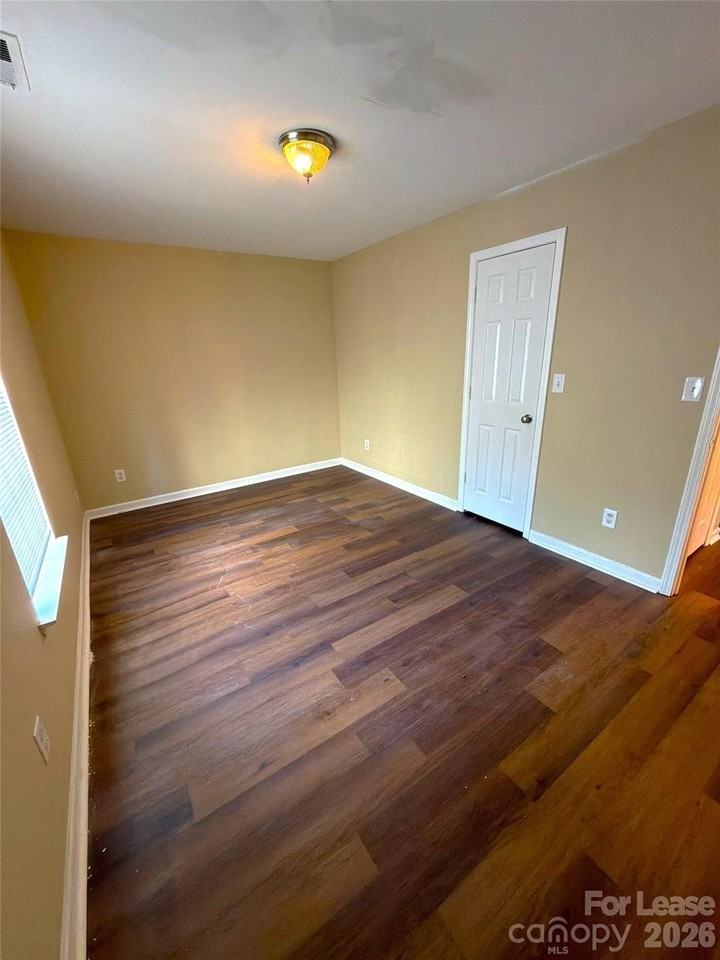 9329 Kendall Dr - Photo 5 of 13