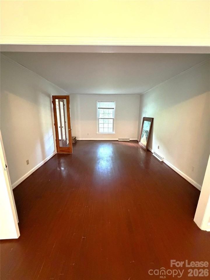 5016 Vescova Ct - Photo 7 of 18