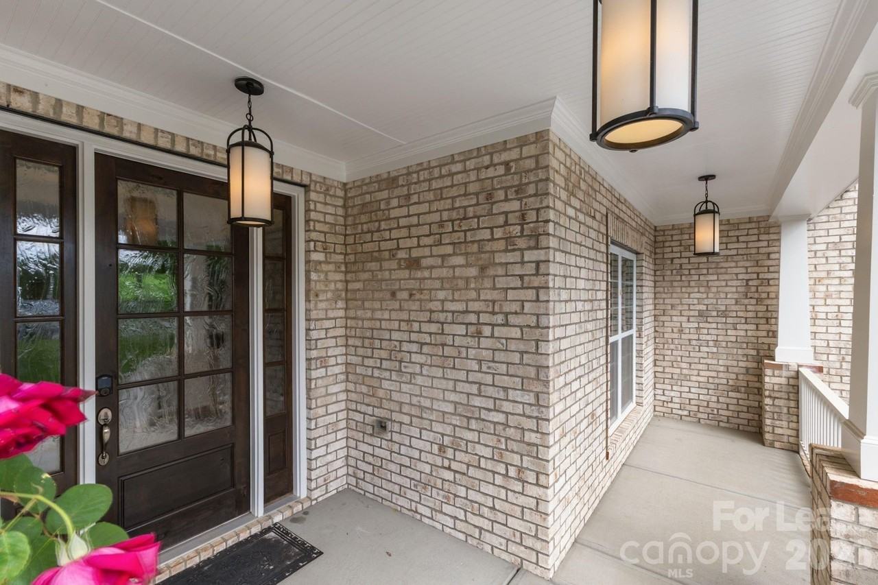 202 Tallow Tree Ct - Photo 3 of 48