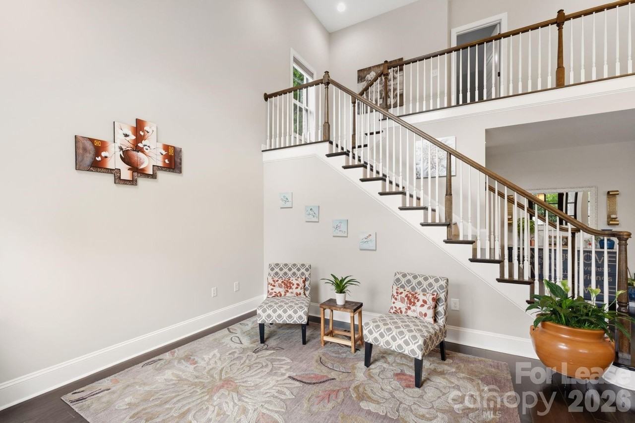 202 Tallow Tree Ct - Photo 6 of 48