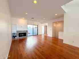 18242 Burbank Blvd #8 - Photo 1 of 1