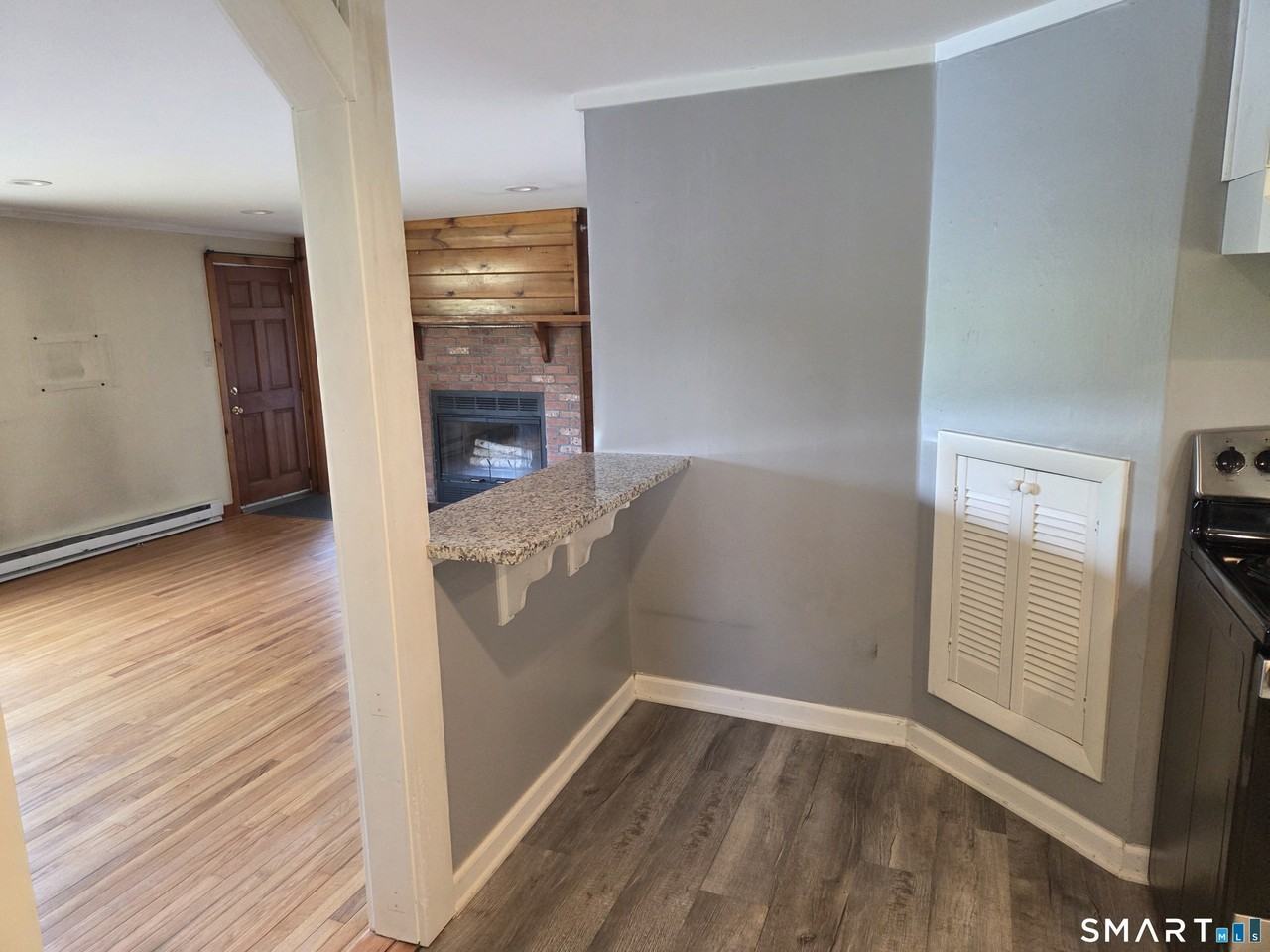 50 Beach Dr - Photo 7 of 32