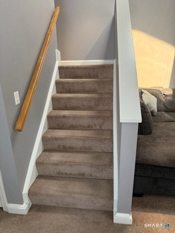 158 Seaside Ave #C - Photo 7 of 10