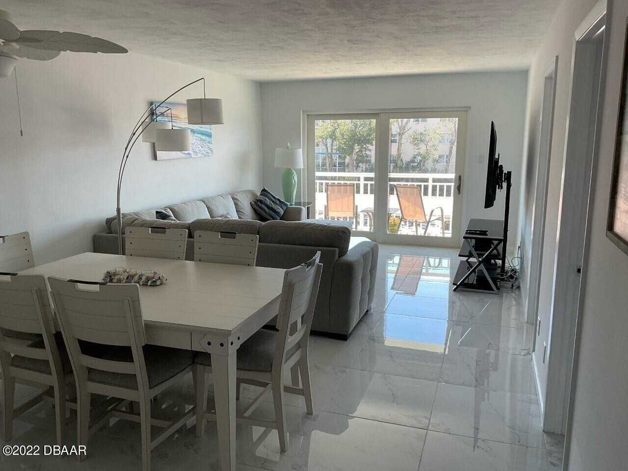 100 Silver Beach Ave #420 - Photo 7 of 17