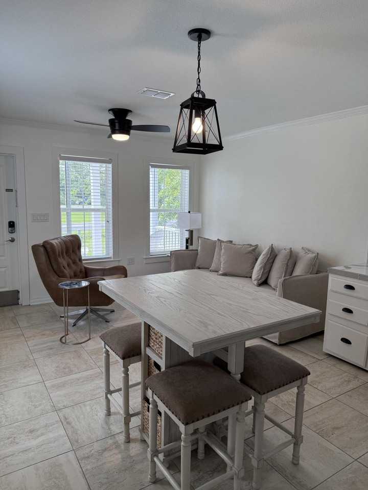 53 State St - Photo 4 of 11