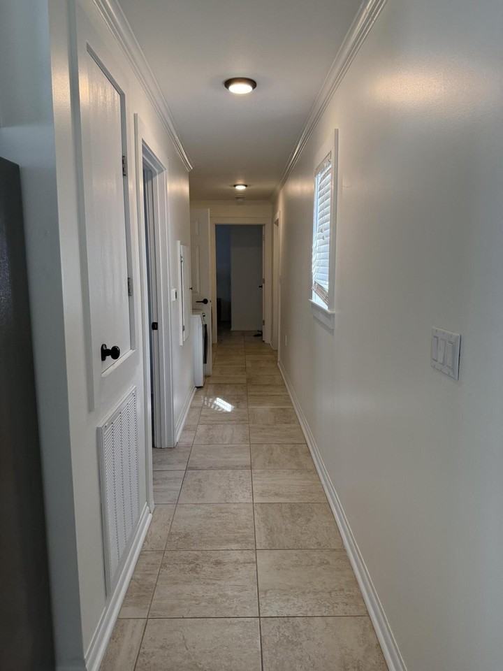 53 State St - Photo 5 of 11