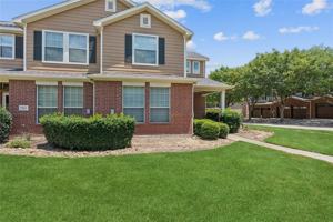 featured image of 2316 Stoneleigh Pl