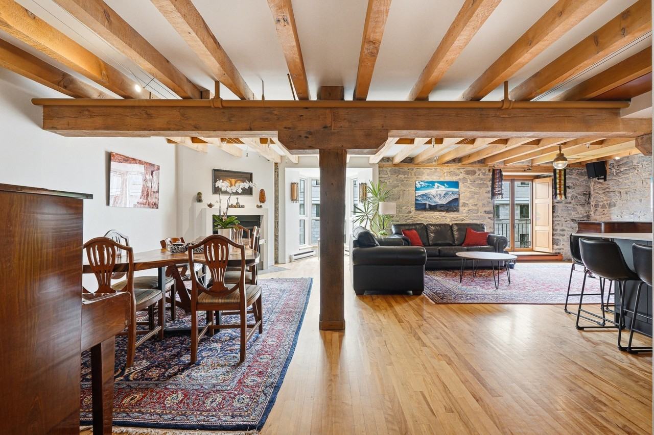 283 Rue De La Commune O - Photo 4 of 26