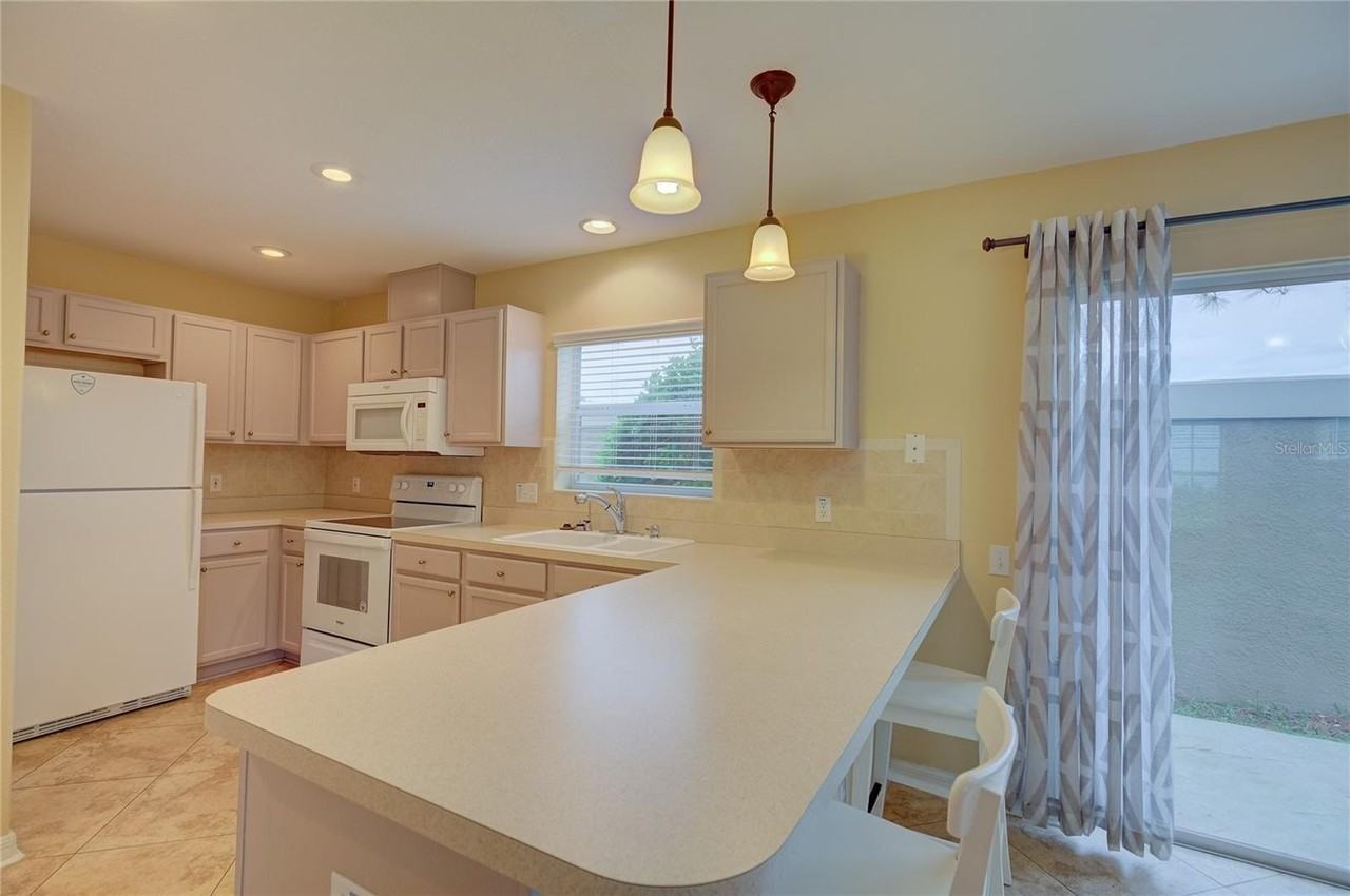 13298 Thoroughbred Loop - Photo 4 of 29