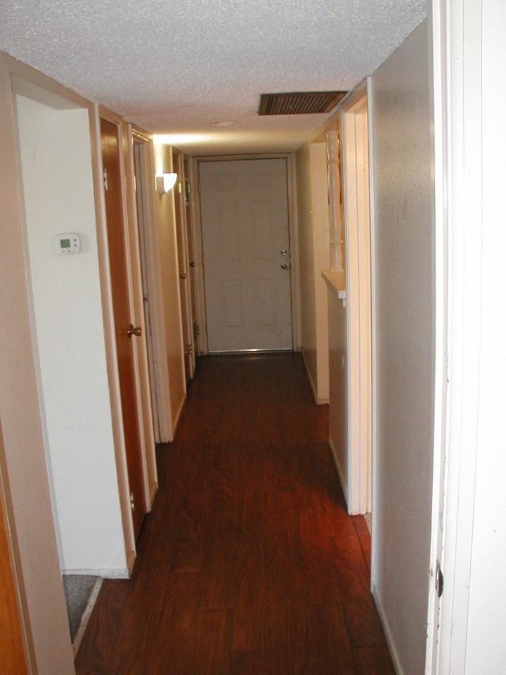 4220 N 1st St - Photo 6 of 10