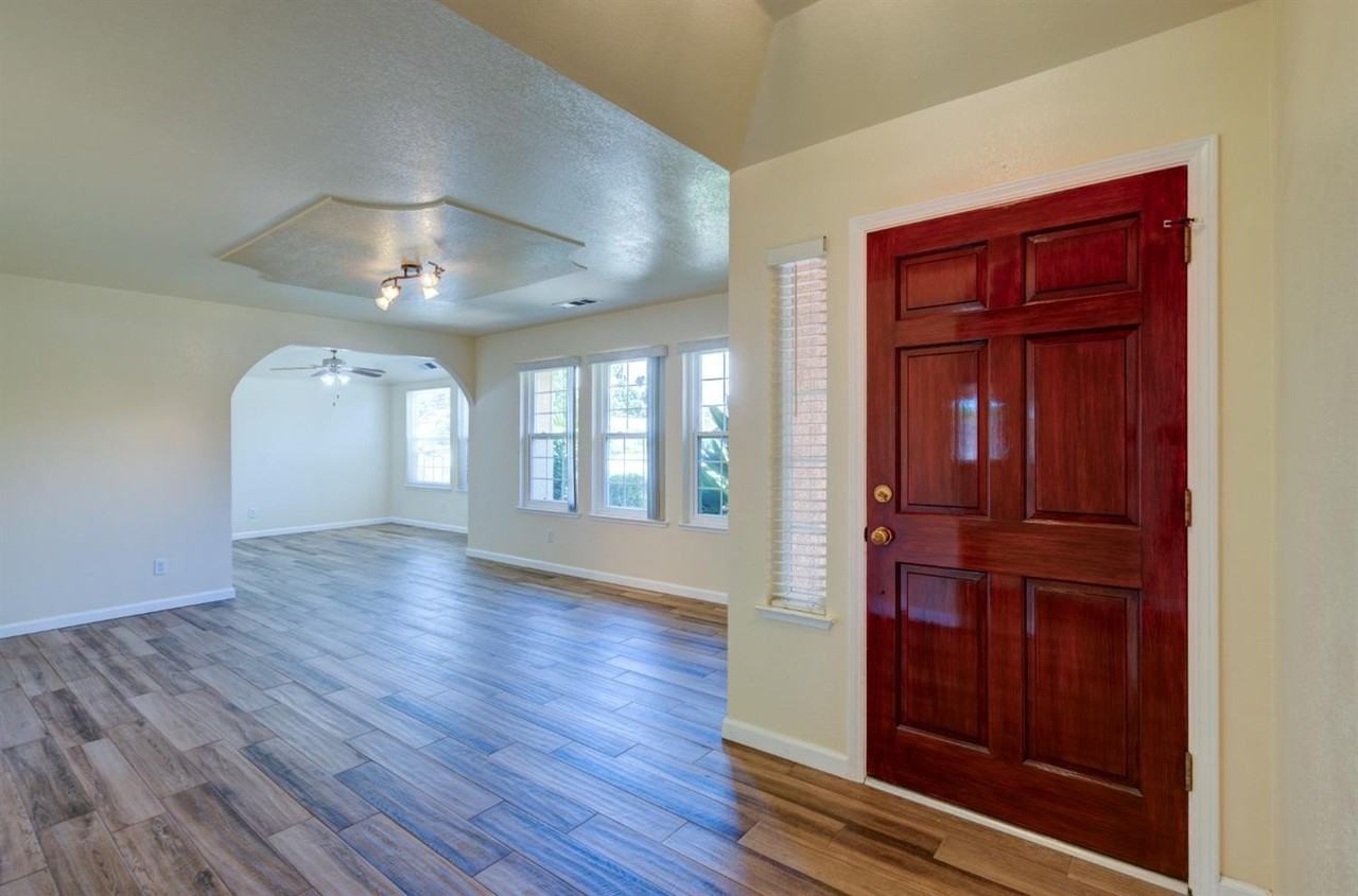 2197 Polson Ave - Photo 4 of 23