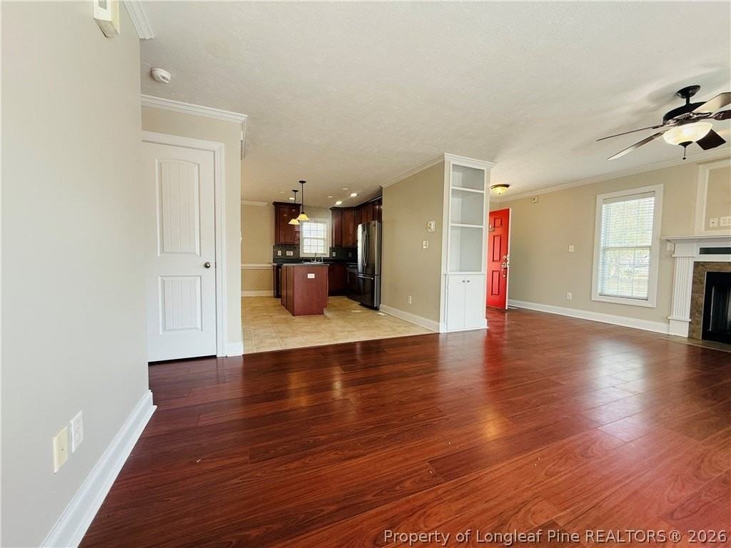 5802 Kessinger Ct - Photo 5 of 19
