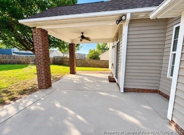 1529 Seabiscuit Dr - Photo 3 of 14